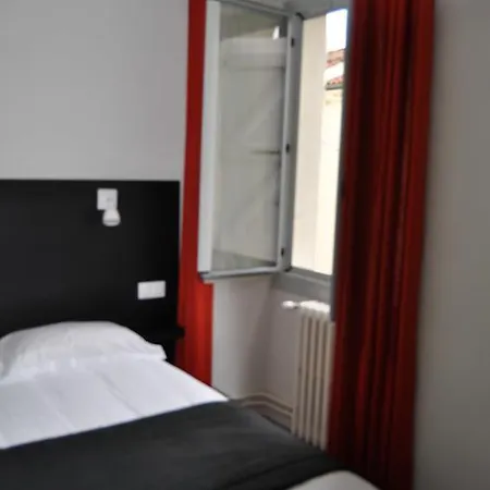 فندق Le Loft Trie-sur-Baise